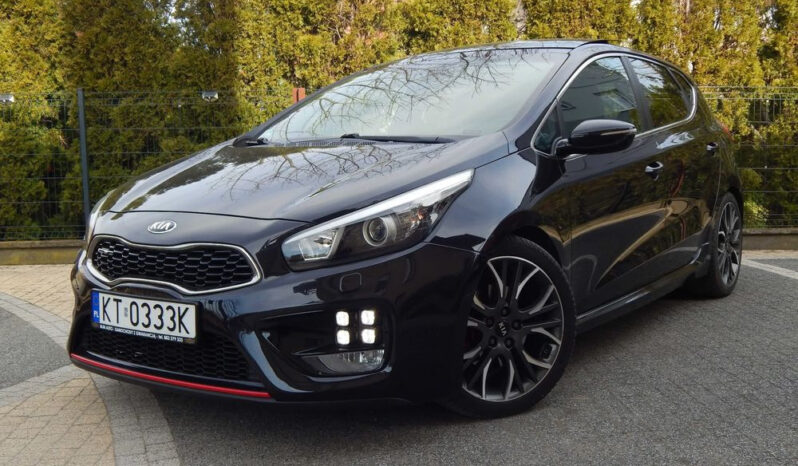 KIA Ceed  | FWD (przód) | Manualna | 204 KM | Czarny