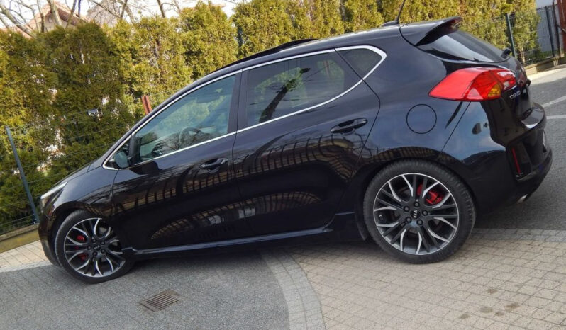 KIA Ceed  | FWD (przód) | Manualna | 204 KM | Czarny full