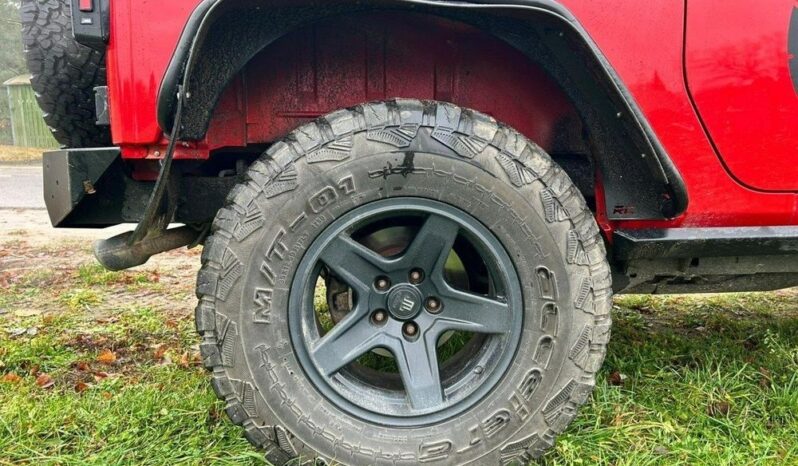 JEEP Wrangler | 4×4 (doł. ręcznie) | Automatyczna | 285 KM | Czerwony full