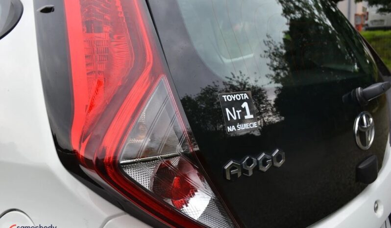TOYOTA Aygo  | FWD (przód) | Manualna | 72 KM | Biały full