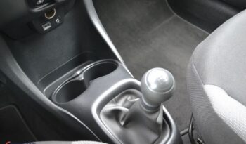 TOYOTA Aygo  | FWD (przód) | Manualna | 72 KM | Biały full