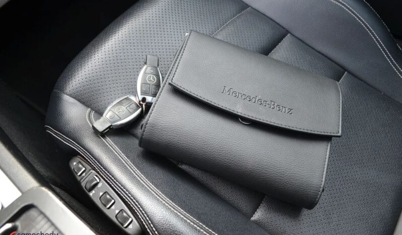 MERCEDES-BENZ Klasa E | RWD (tył) | Automatyczna | 231 KM | Biały full