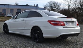 MERCEDES-BENZ Klasa E | RWD (tył) | Automatyczna | 231 KM | Biały full