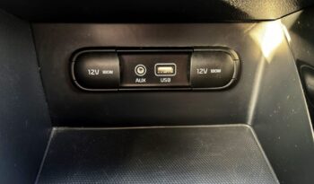 KIA Niro  | FWD (przód) | Automatyczna | 141 KM | Granatowy full