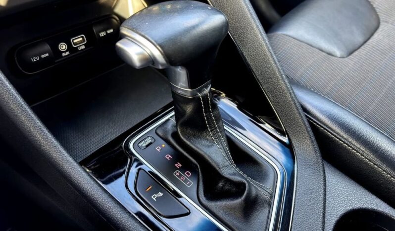 KIA Niro  | FWD (przód) | Automatyczna | 141 KM | Granatowy full