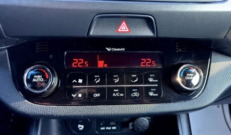 KIA Sportage  | FWD (przód) | Manualna | 135 KM | Szary full