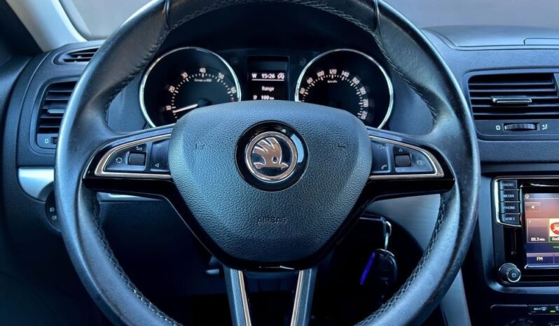 SKODA Yeti  | FWD (przód) | Automatyczna | 110 KM | Czarny full