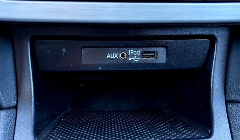 SKODA Yeti  | FWD (przód) | Automatyczna | 110 KM | Czarny full