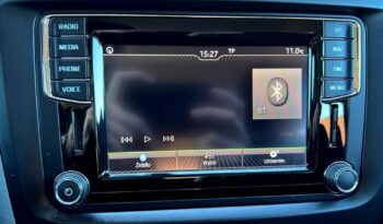 SKODA Yeti  | FWD (przód) | Automatyczna | 110 KM | Czarny full