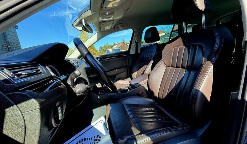 SKODA Superb  | 4×4 (stały) | Automatyczna | 280 KM | Granatowy full