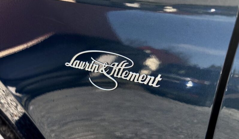 SKODA Superb  | 4×4 (stały) | Automatyczna | 280 KM | Granatowy full