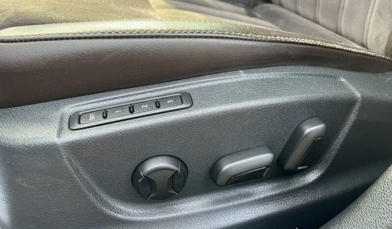 SKODA Octavia  | FWD (przód) | Automatyczna | 180 KM | Szary full