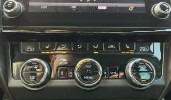 SKODA Octavia  | FWD (przód) | Automatyczna | 180 KM | Szary full