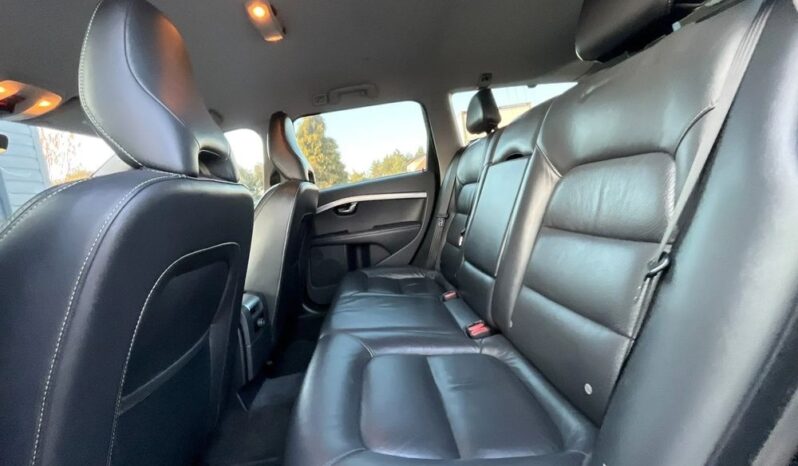 VOLVO V70  | FWD (przód) | Automatyczna | 120 KM | Czarny full