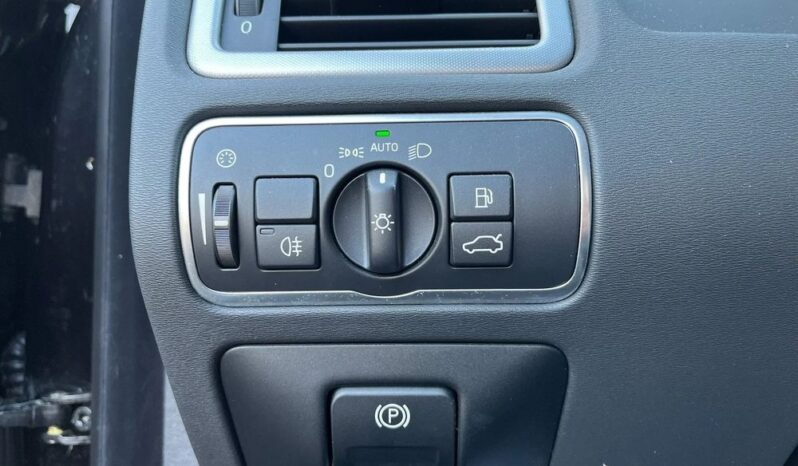 VOLVO V70  | FWD (przód) | Automatyczna | 120 KM | Czarny full