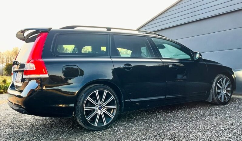 VOLVO V70  | FWD (przód) | Automatyczna | 120 KM | Czarny full