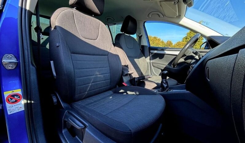 SKODA Octavia  | 4×4 (doł. ręcznie) | Manualna | 150 KM | Granatowy full
