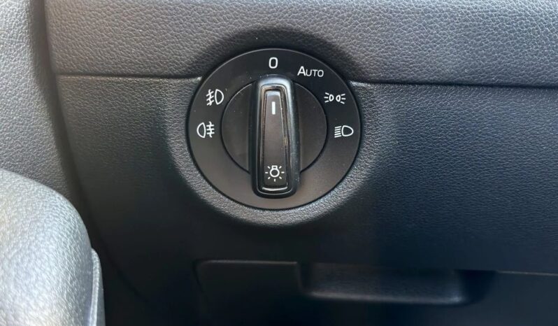 SKODA Octavia  | 4×4 (doł. ręcznie) | Manualna | 150 KM | Granatowy full