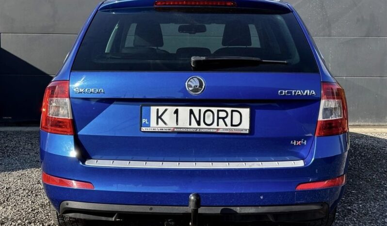SKODA Octavia  | 4×4 (doł. ręcznie) | Manualna | 150 KM | Granatowy full