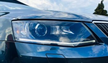 SKODA Octavia  | 4×4 (stały) | Manualna | 110 KM | Szary full