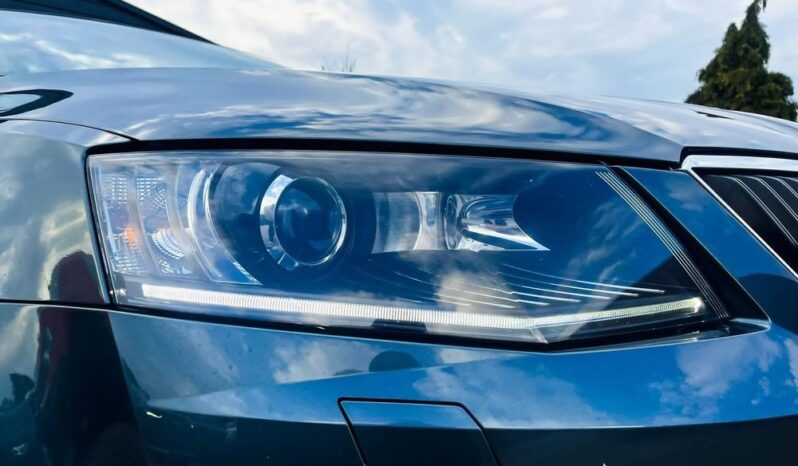 SKODA Octavia  | 4×4 (stały) | Manualna | 110 KM | Szary full