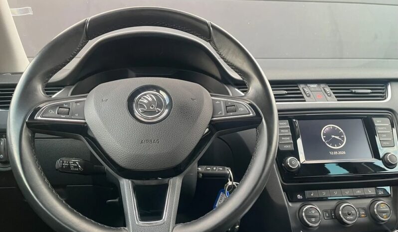 SKODA Octavia  | 4×4 (stały) | Manualna | 110 KM | Szary full