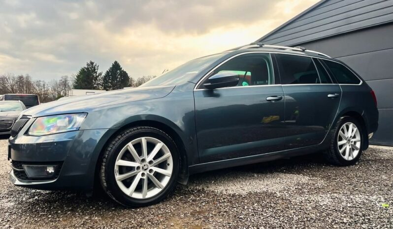SKODA Octavia  | 4×4 (stały) | Manualna | 110 KM | Szary full