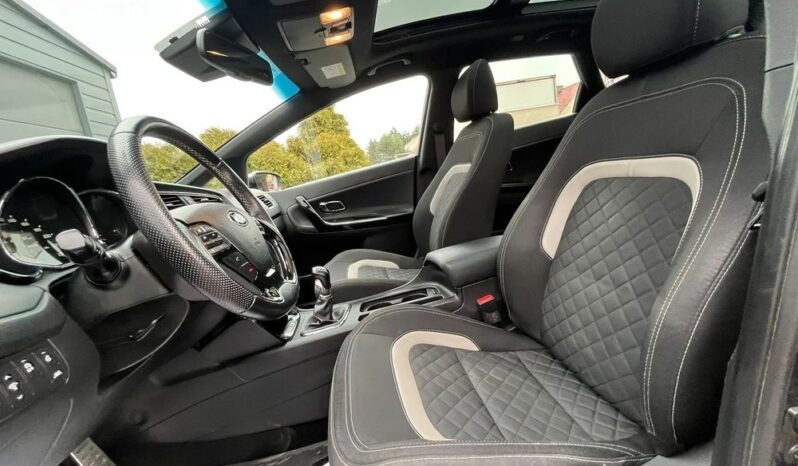 KIA Ceed  | FWD (przód) | Manualna | 120 KM | Szary full