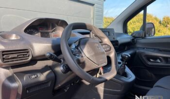 PEUGEOT Partner  | 4×4 (doł. ręcznie) | Manualna | 131 KM | Czerwony full