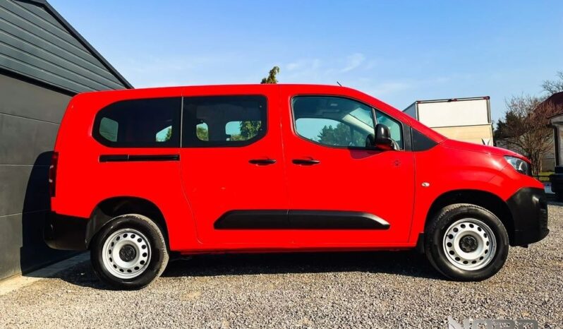 PEUGEOT Partner  | 4×4 (doł. ręcznie) | Manualna | 131 KM | Czerwony full