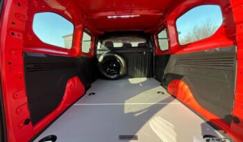 PEUGEOT Partner  | 4×4 (doł. ręcznie) | Manualna | 131 KM | Czerwony full