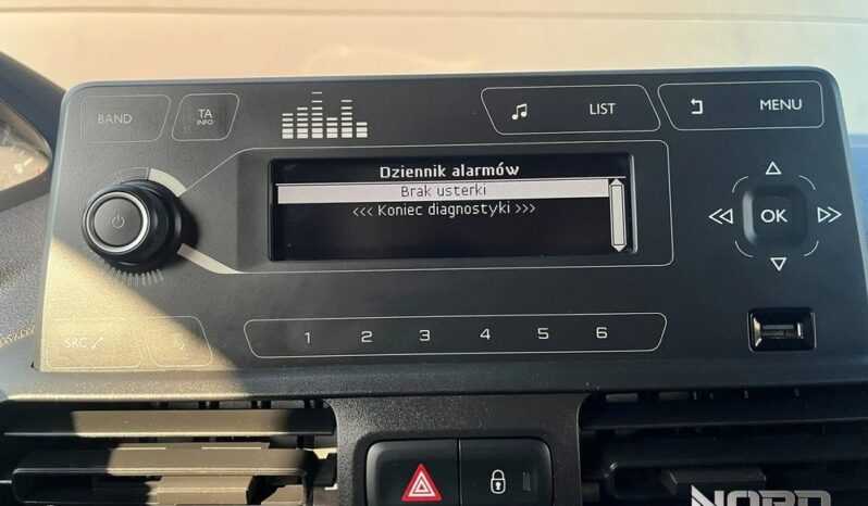 PEUGEOT Partner  | 4×4 (doł. ręcznie) | Manualna | 131 KM | Czerwony full