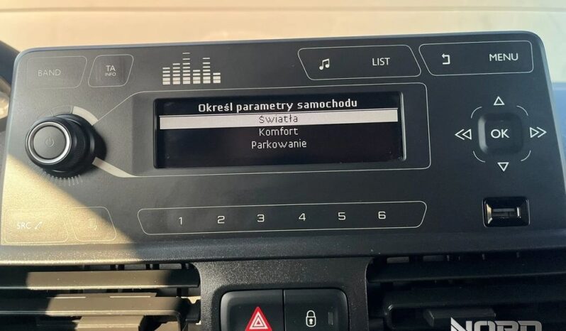 PEUGEOT Partner  | 4×4 (doł. ręcznie) | Manualna | 131 KM | Czerwony full