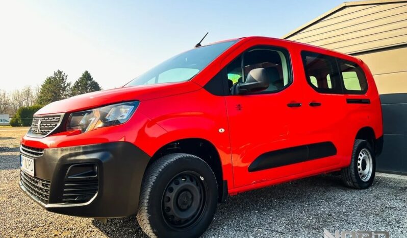 PEUGEOT Partner  | 4×4 (doł. ręcznie) | Manualna | 131 KM | Czerwony full