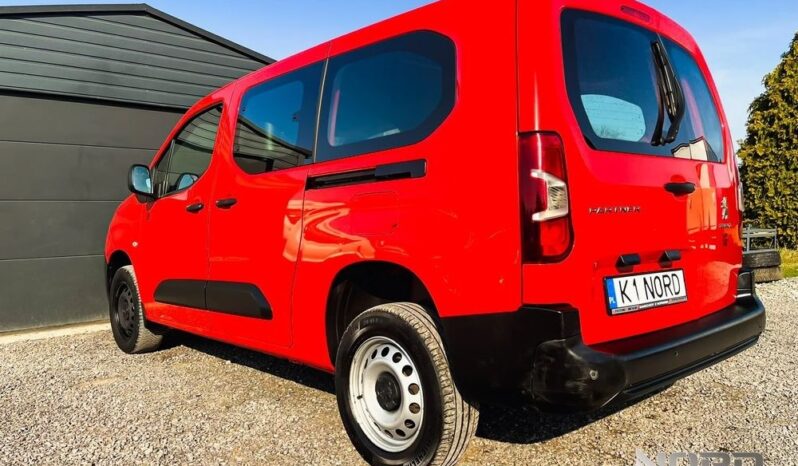 PEUGEOT Partner  | 4×4 (doł. ręcznie) | Manualna | 131 KM | Czerwony full