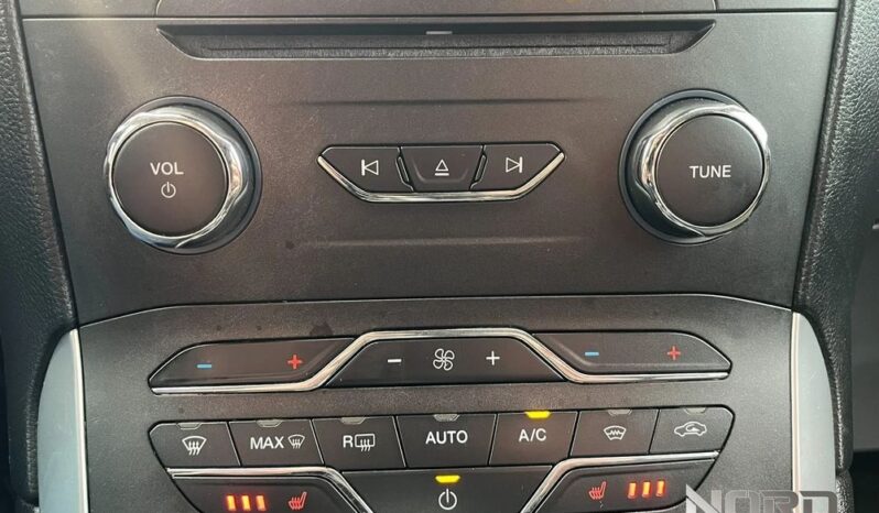 FORD S-Max  | 4×4 (doł. automatycznie) | Manualna | 150 KM | Srebrny full