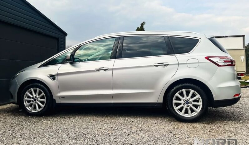 FORD S-Max  | 4×4 (doł. automatycznie) | Manualna | 150 KM | Srebrny full