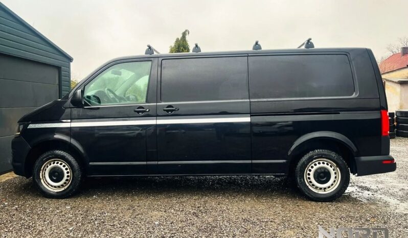 VOLKSWAGEN Transporter | FWD (przód) | Manualna | 150 KM | Czarny full