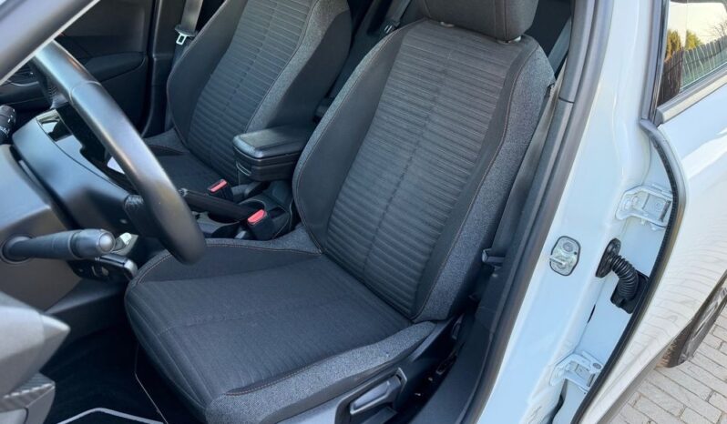 PEUGEOT 2008  | FWD (przód) | Manualna | 110 KM | Biały full