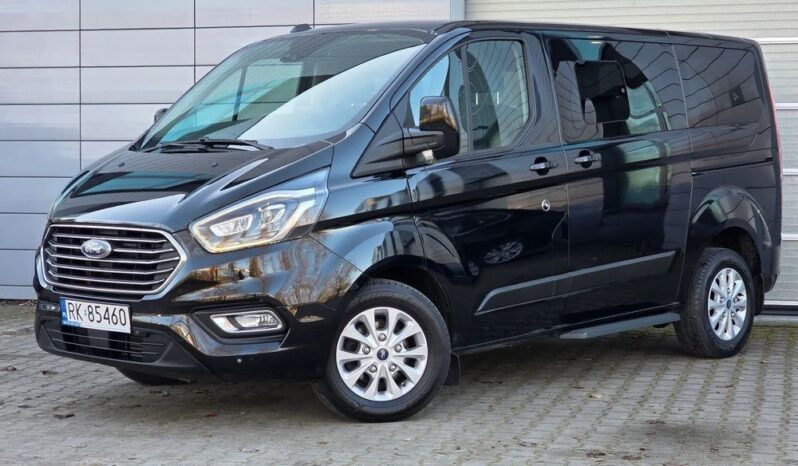 FORD Tourneo Custom  | FWD (przód) | Automatyczna | 130 KM | Czarny full