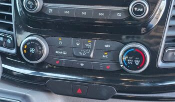 FORD Tourneo Custom  | FWD (przód) | Automatyczna | 130 KM | Czarny full