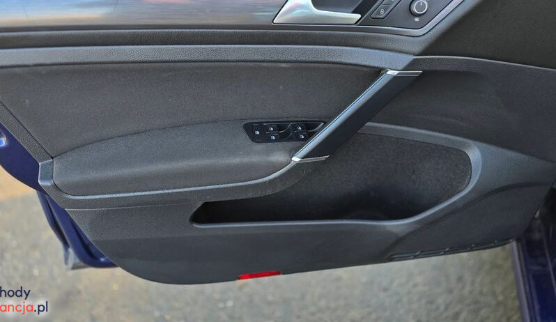 VOLKSWAGEN Golf  | FWD (przód) | Manualna | 115 KM | Granatowy full