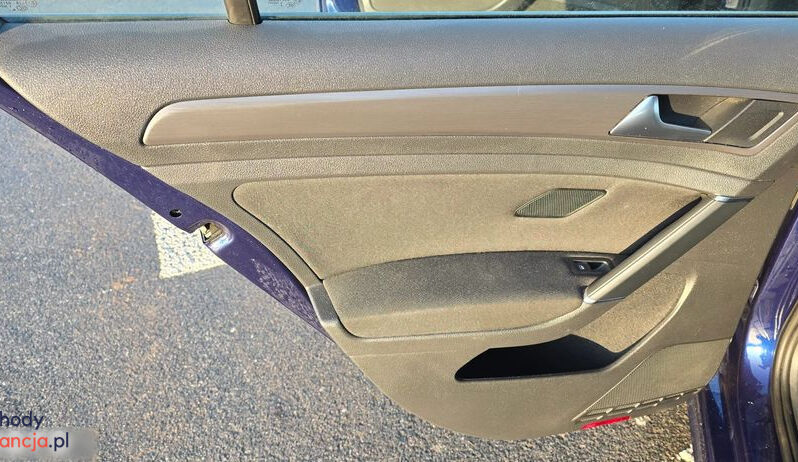 VOLKSWAGEN Golf  | FWD (przód) | Manualna | 115 KM | Granatowy full