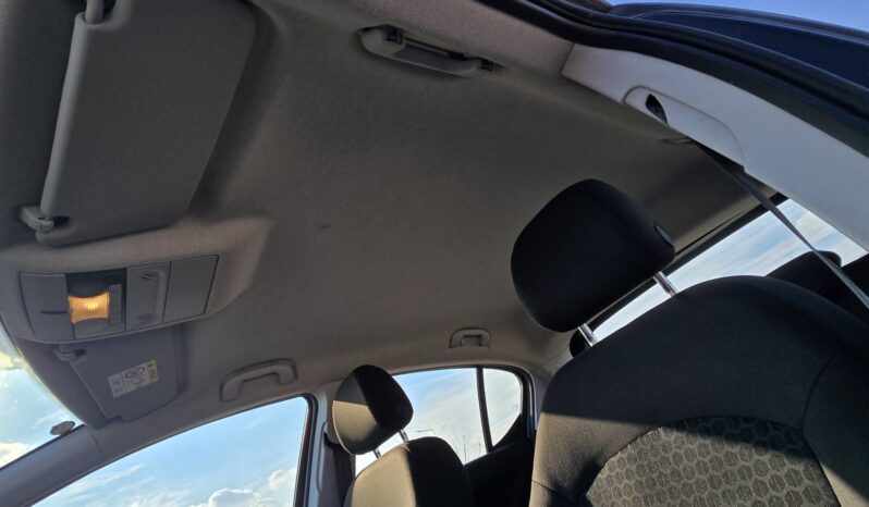 OPEL Corsa  | przedni | Manualna | 70 KM | Granatowy full