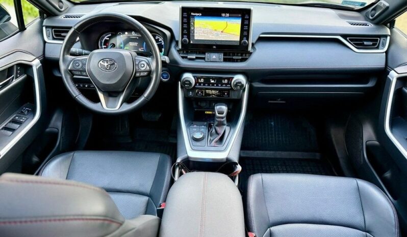 TOYOTA RAV4  | 4×4 (doł. automatycznie) | Automatyczna | 306 KM | Szary full