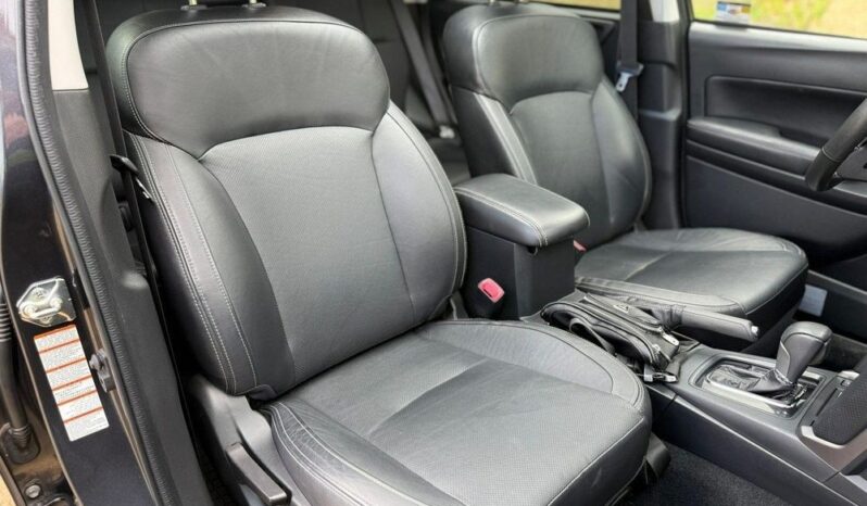 SUBARU Forester  | 4×4 (doł. automatycznie) | Automatyczna | 240 KM | Szary full