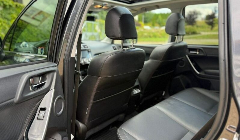 SUBARU Forester  | 4×4 (doł. automatycznie) | Automatyczna | 240 KM | Szary full