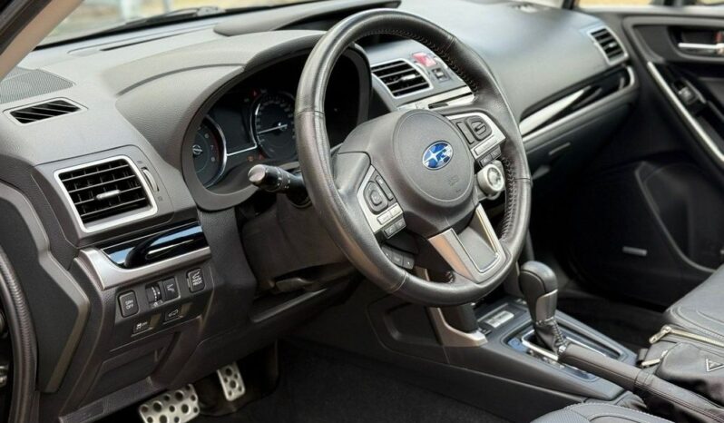 SUBARU Forester  | 4×4 (doł. automatycznie) | Automatyczna | 240 KM | Szary full