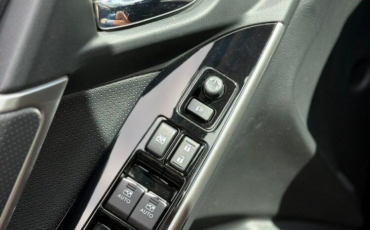 SUBARU Forester  | 4×4 (doł. automatycznie) | Automatyczna | 240 KM | Szary full