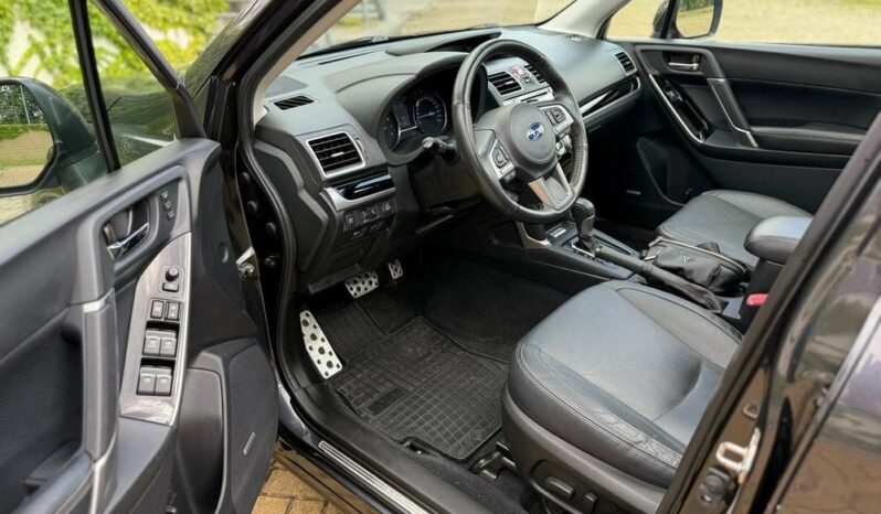 SUBARU Forester  | 4×4 (doł. automatycznie) | Automatyczna | 240 KM | Szary full